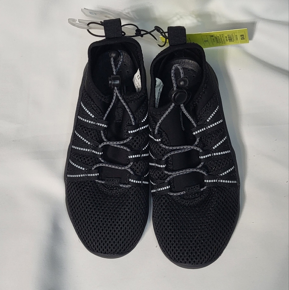 All In Motion Boys NWT Black Windsor Slip On Sneakers Size 13